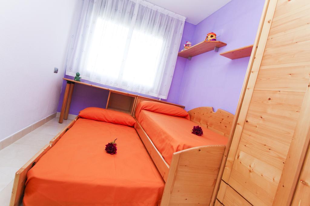 J Tramuntana Planet Costa Dorada Apartment Salou Cameră foto