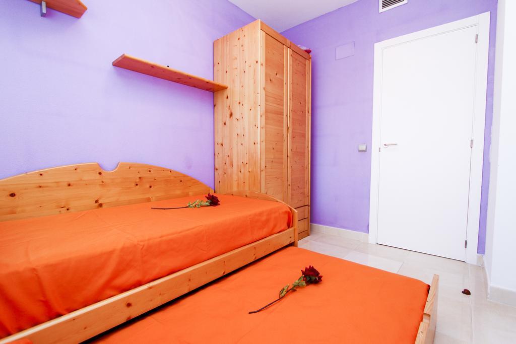 J Tramuntana Planet Costa Dorada Apartment Salou Cameră foto