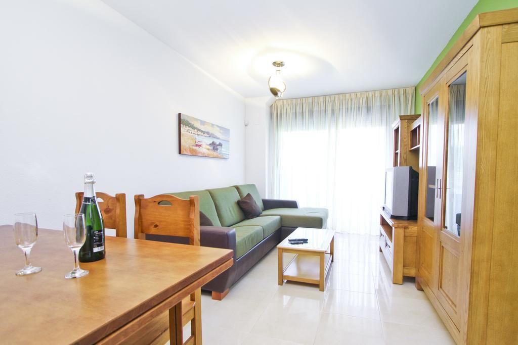 J Tramuntana Planet Costa Dorada Apartment Salou Cameră foto