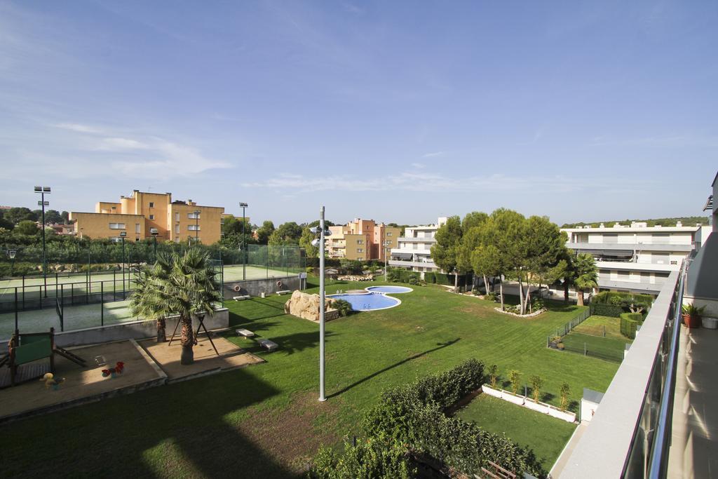 J Tramuntana Planet Costa Dorada Apartment Salou Cameră foto