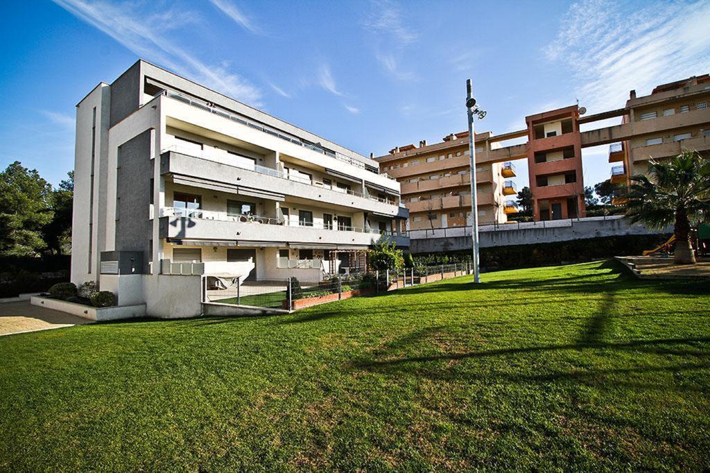 J Tramuntana Planet Costa Dorada Apartment Salou Exterior foto